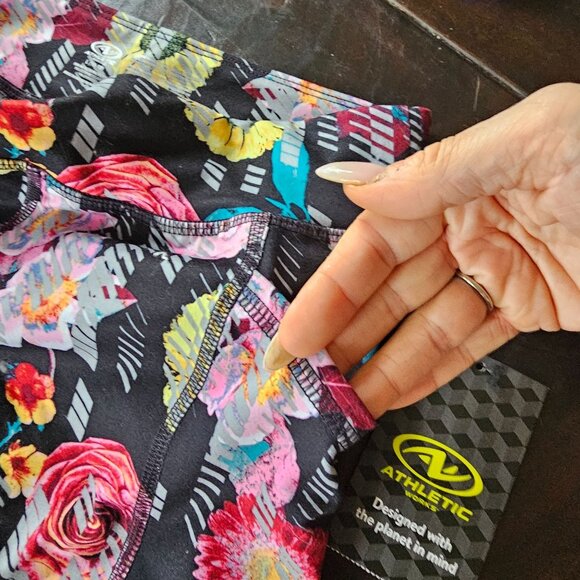 Athletic Works Rose Floral Legging Pants Girls size L or 10/12 - Picture 10 of 10